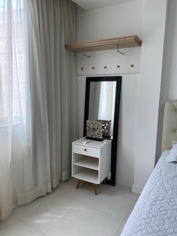 Apartamento Copacabana - Quadra da Praia Rio de Janeiro Esterno foto